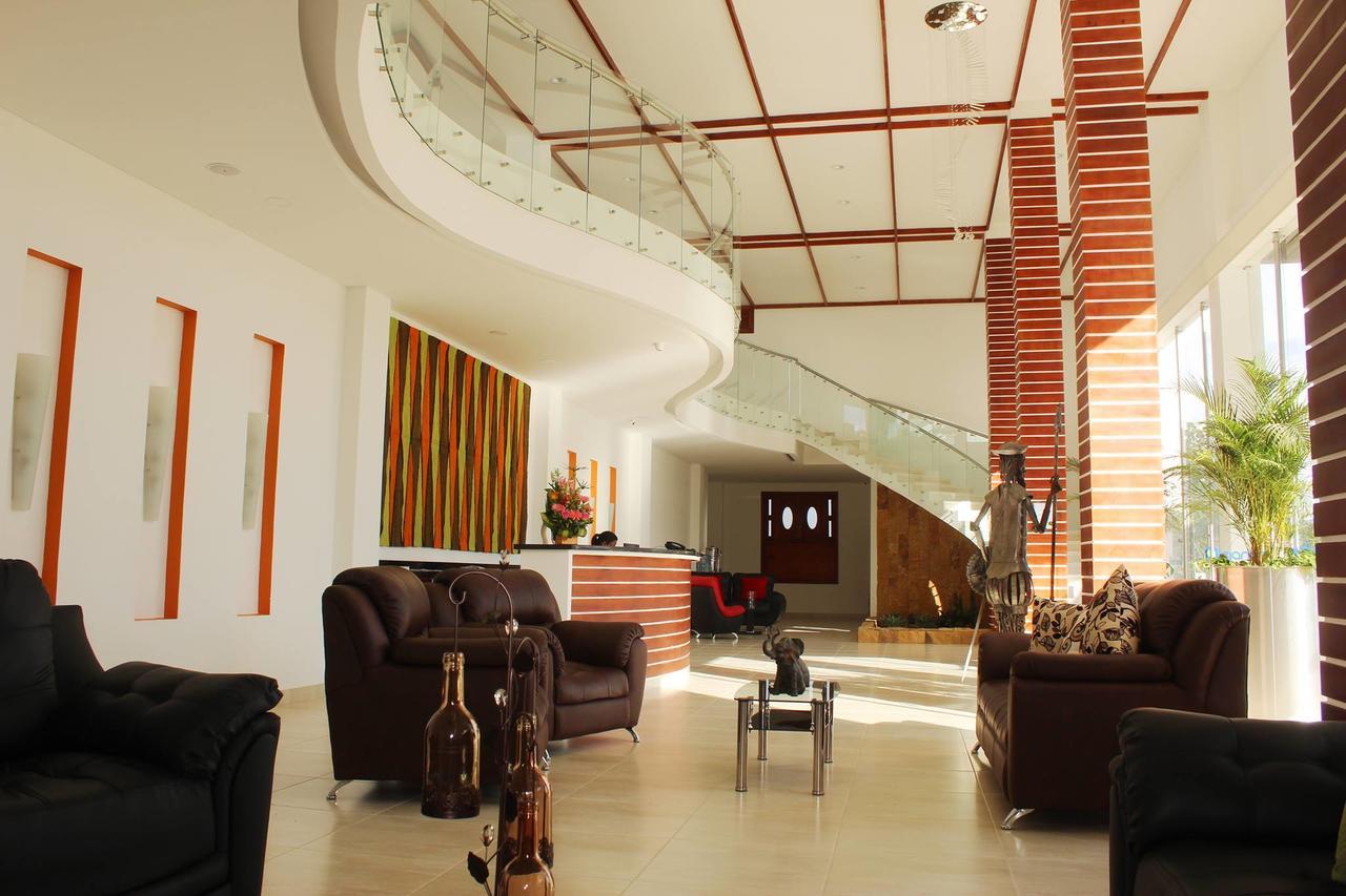 Hotel Majam'S Resort San Gil Buitenkant foto