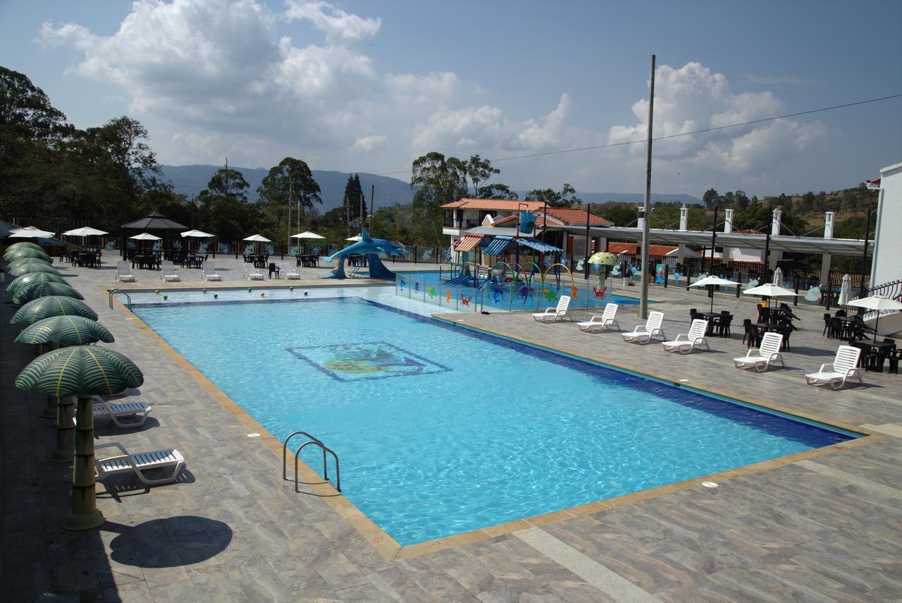 Hotel Majam'S Resort San Gil Buitenkant foto