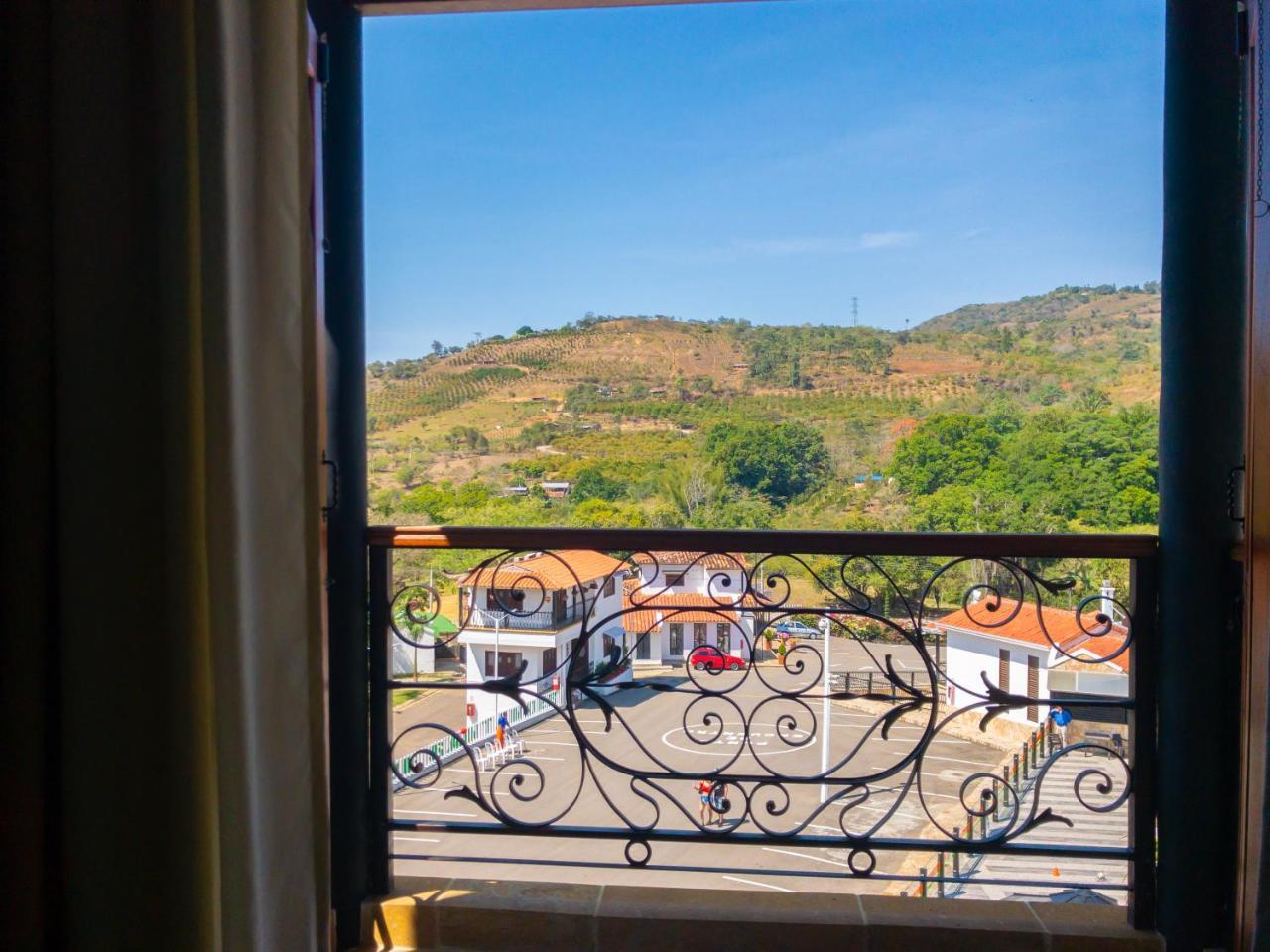 Hotel Majam'S Resort San Gil Buitenkant foto