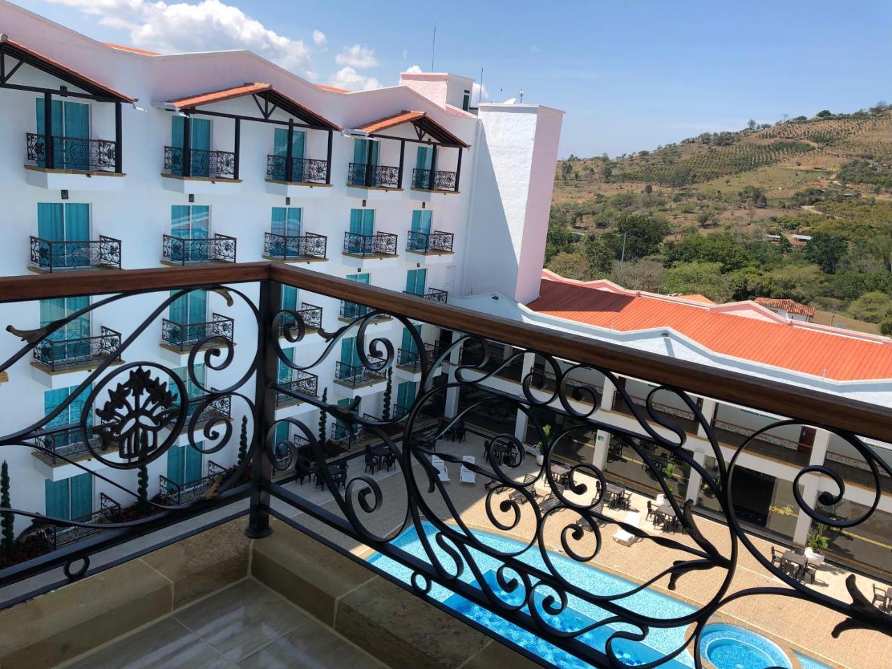 Hotel Majam'S Resort San Gil Buitenkant foto